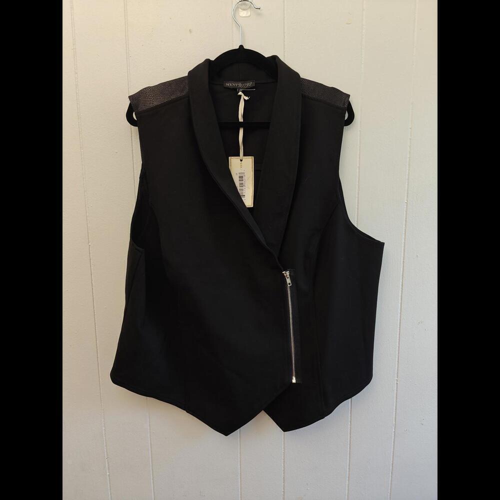 NWT MYNT 1792 Zippered Vest